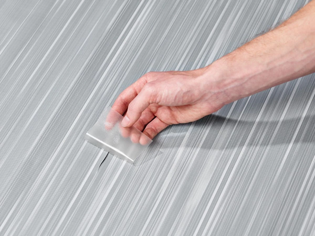 Thule Repair Patch Reparatiedoek 4 Thule Repair Patch Reparatiedoek - Afbeelding 2