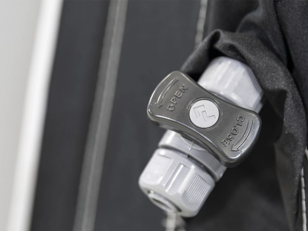 Dometic Rally Air All-Season 330 Drive-Away Campertent 5 Dometic Rally Air All-Season 330 Drive-Away Campertent - Afbeelding 3